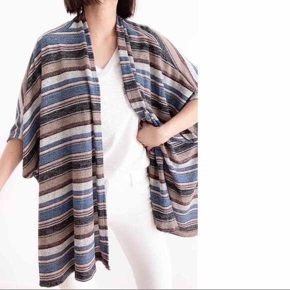 MULTICOLOR STRIPED KNIT CAPE PONCHO - Picture 11 of 14